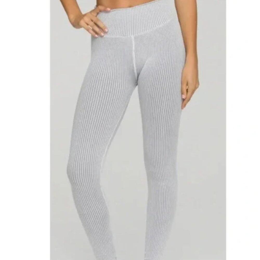 Good American Seamless Ribbed Leggings